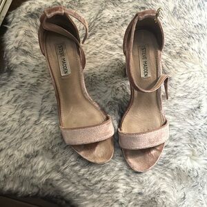 Steve Madden pink suede heels
